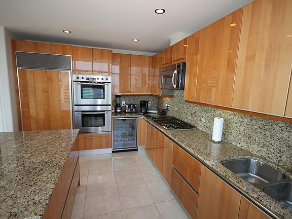 2nd image of 550 Front St Unit 3002