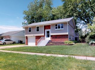 618 Wicker Ave, Streamwood, IL