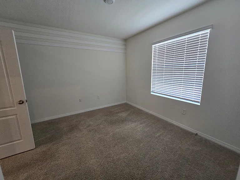 1301 Isleta Loop #1301 — Photo 23