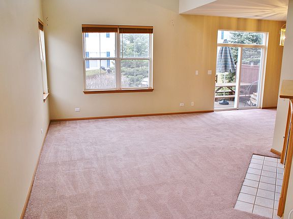 5th image of 521 Heritage Ct