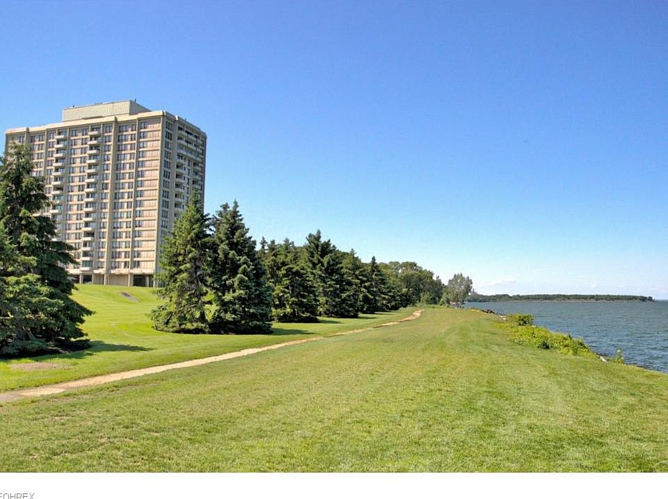 1st image of 2 Bratenahl Pl APT 2A