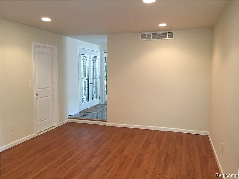4307 Cypress Dr — Photo 19