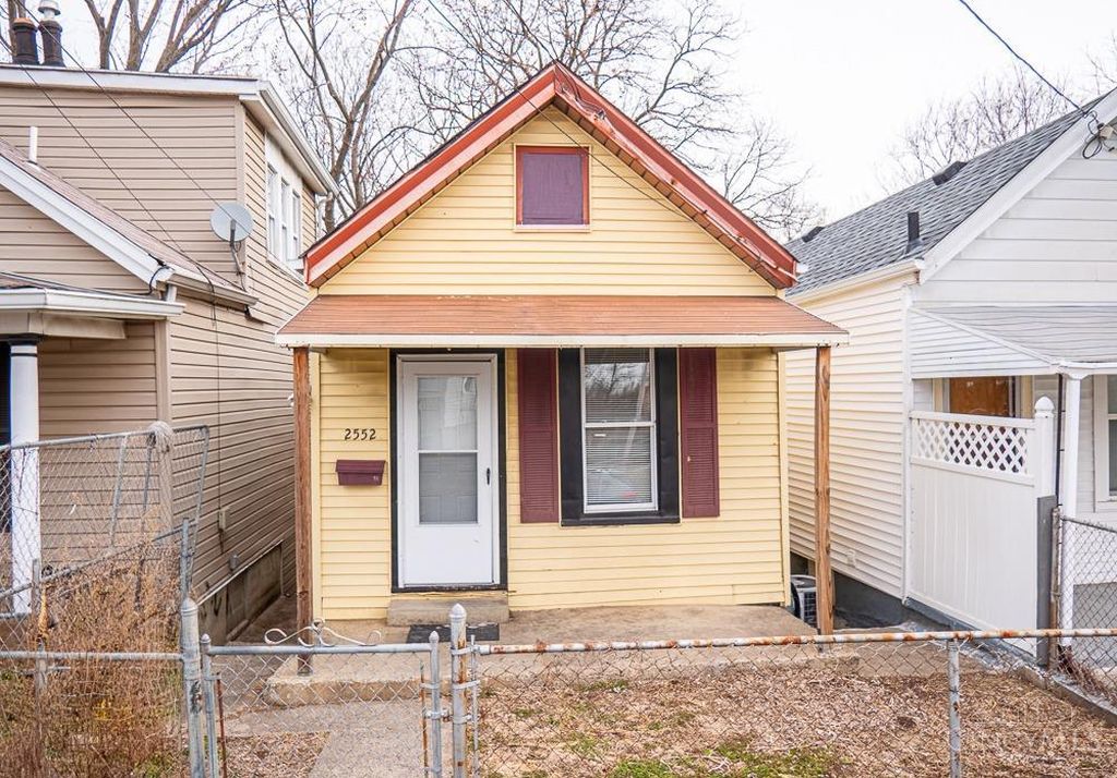 Real estate listing image