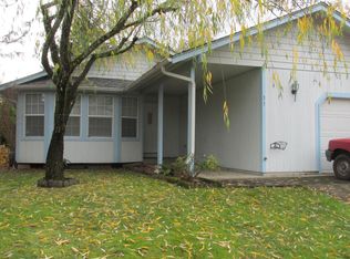 35 E Harrison Ave, Cottage Grove, OR 97424