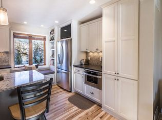 617 Worthington Way, Waunakee, WI 53597