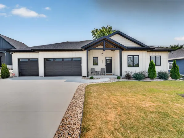 835 Schewe Rd, Middleton, WI 53562