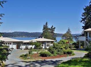 3911 Resort Rd, Greenbank, WA 98253