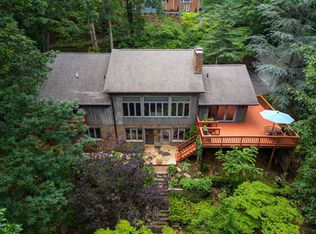 114 Oak Ter, Staunton, VA 24401