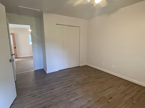 4th image of 291 Lowell Ave #4