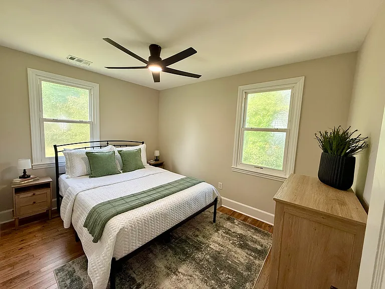 824 Ann St — Photo 10