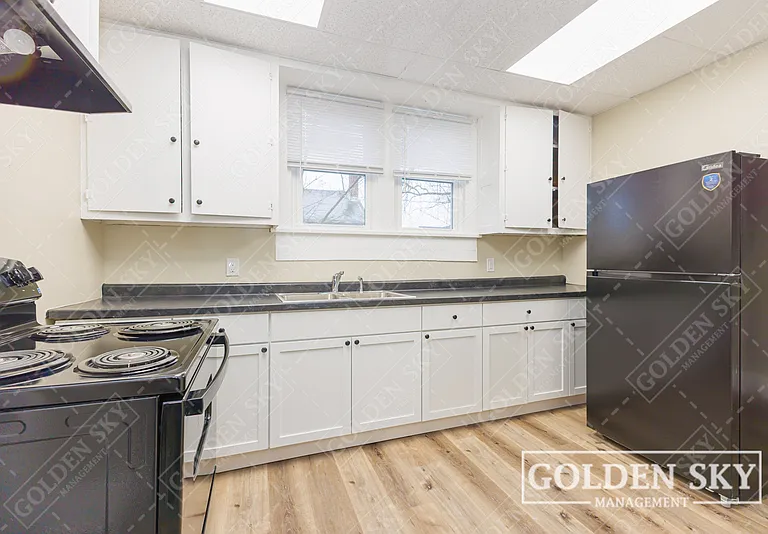 219 E Willard St #1 — Photo 5