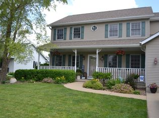 812 Kimberly Ln, Ottawa, IL 61350