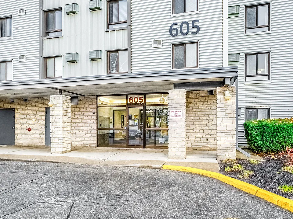 605 Davenport Rd