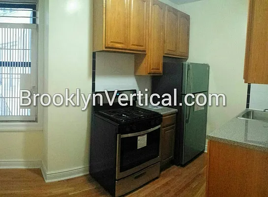 Rented by Brooklyn Vertical Inc. | media 30