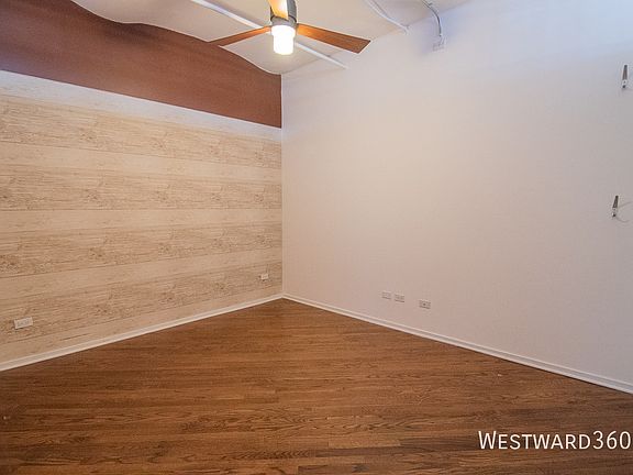 5th image of 500 S Clinton St APT 731