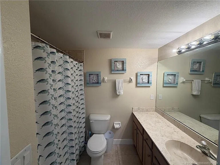 4210 Gator Trace Ave #B — Photo 14