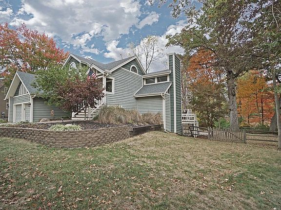 2nd image of 822 Wildwood Ct