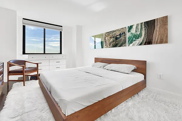 Rented by Compass | media 22