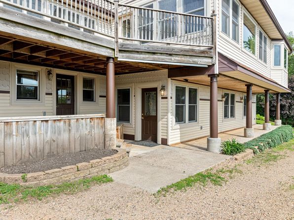 138 Dwane St #3