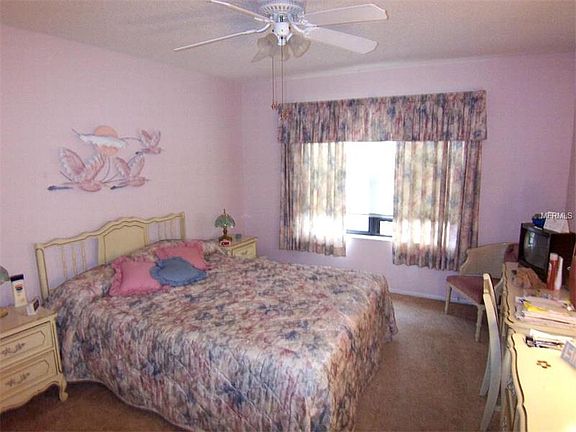 5th image of 435 30th Ave W APT D407