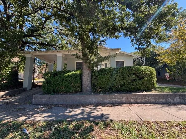 1300 N Oak Ave, Mineral Wells, TX 76067