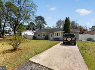 43 Kohomo Ave, Sicklerville, NJ 08081