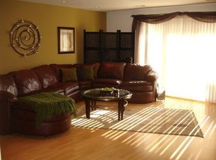 1777 W Crystal Ln UNIT 203, Mount Prospect, IL 60056