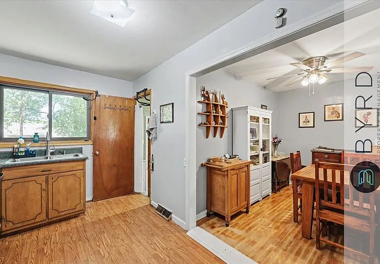 3708 Grandel Dr — Photo 15