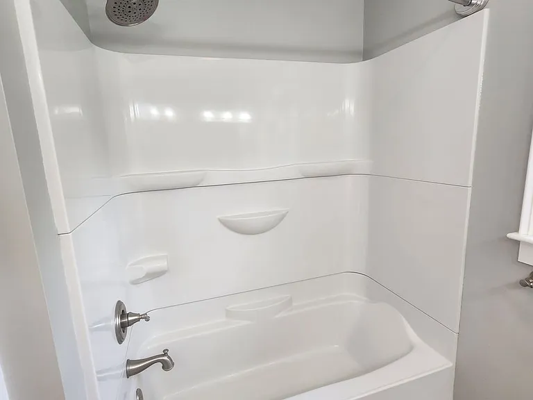 115 Blue Bird Ln — Photo 24