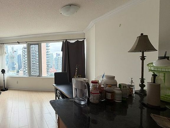 3rd image of 210 Victoria St #3511