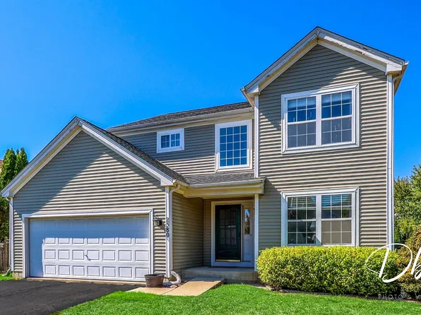 2380 N Salem Ln, Round Lake Beach, IL 60073