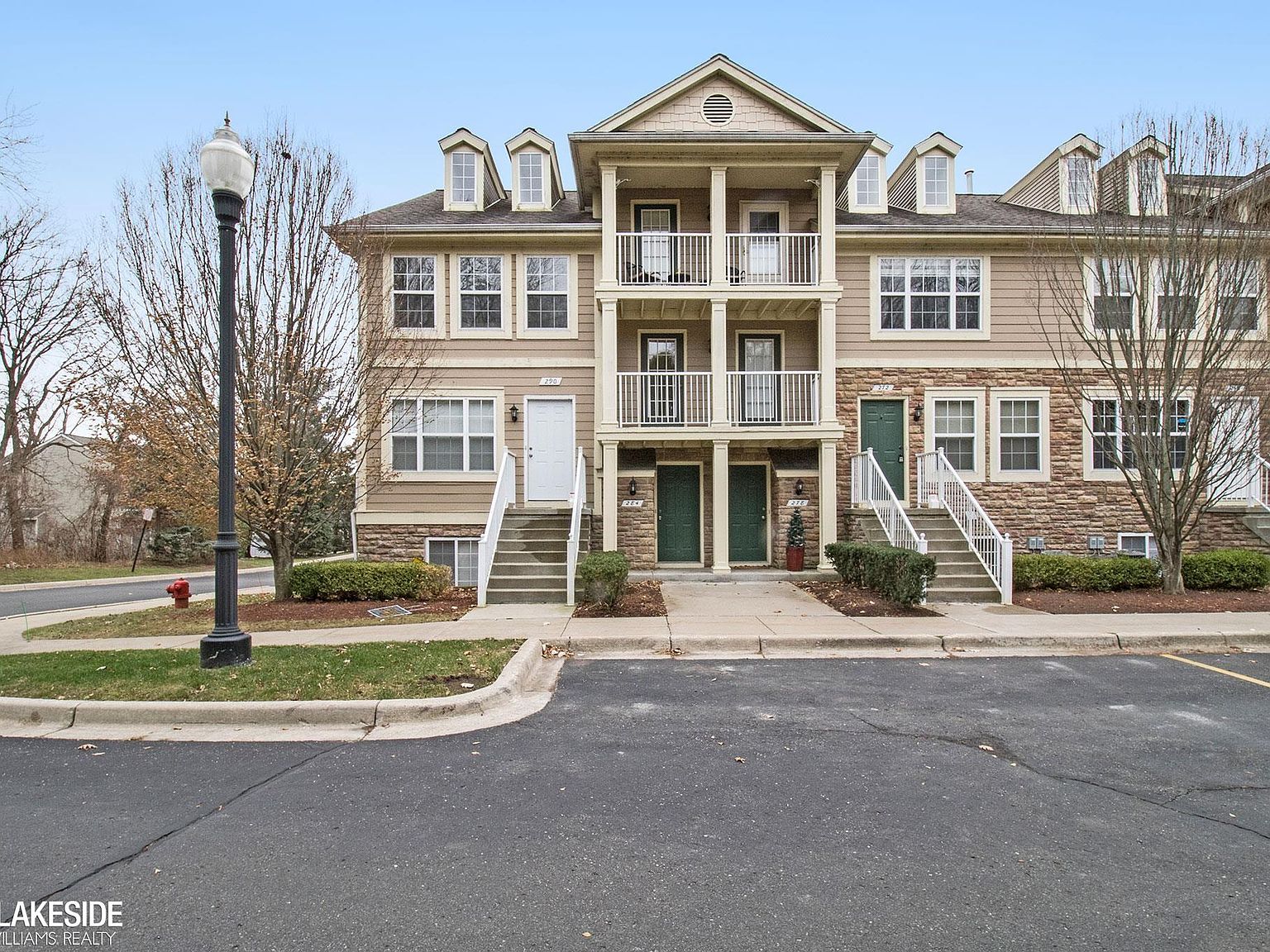 284 Park Green Dr, Lake Orion, MI 48362 Zillow