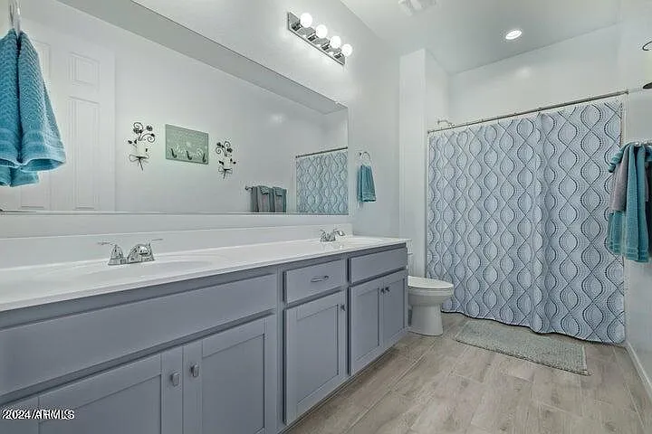 14599 W Wethersfield Rd — Photo 12