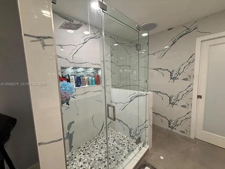 14305 SW 182nd Ter — Photo 19