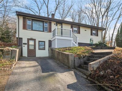 470 Saint Paul St, North Smithfield, RI, 02896