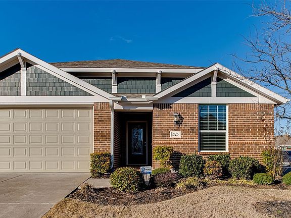 3rd image of 525 Barnstorm Dr