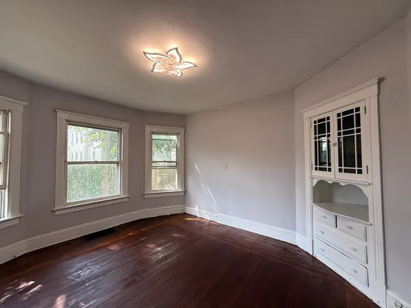 184 Fairview St, New Britain, CT