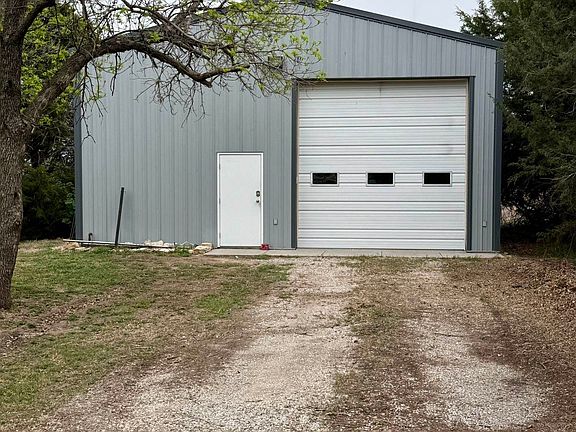 5th image of 28 NW 48th Rd