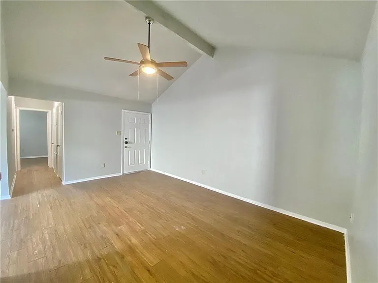 2116 Gaston Place Dr #B — Photo 21