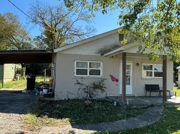 44 Poplar St, Pikeville, TN 37367