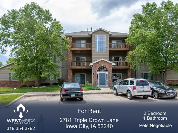 2781 Triple Crown Ln Unit 9, Iowa City, IA 52240
