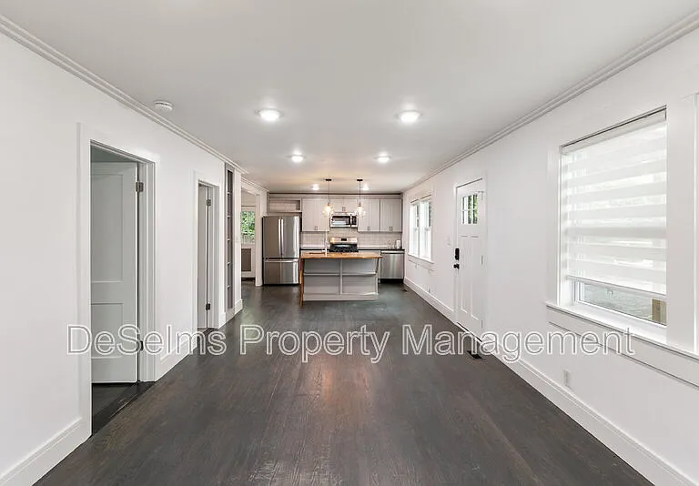 927 Chickasaw Ave — Photo 4