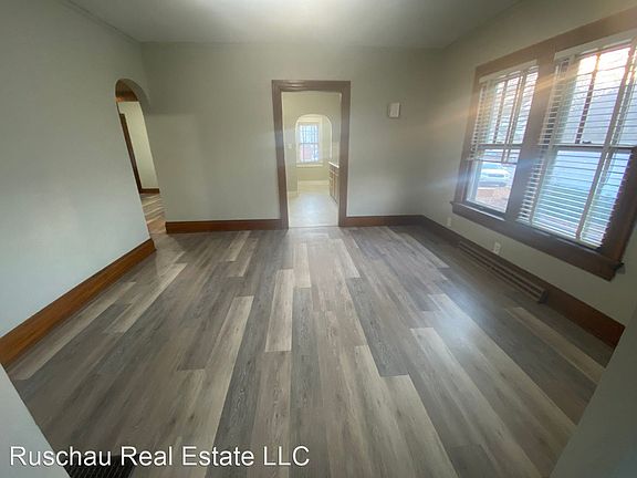4th image of 3404 Wayne Ave