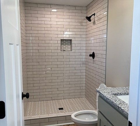 5th image of 25 E Warren Rd