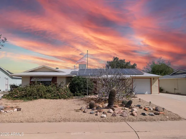 11819 N Hacienda Dr, Sun City, AZ 85351