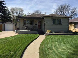 440 Pennwood Cir, Englewood, CO 80113