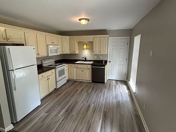 2nd image of 1402 Sardis Rd