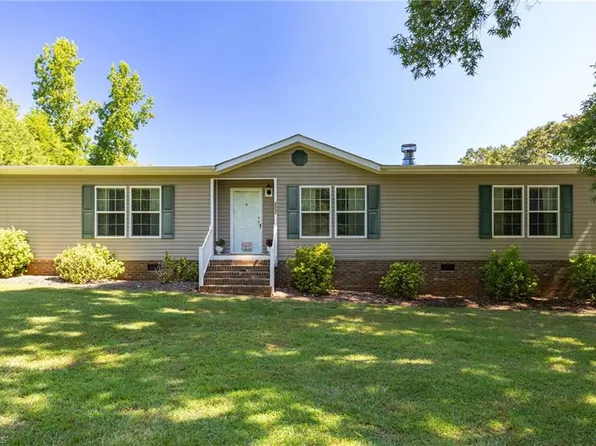 4597 Moffitt Mill Rd, Ramseur, NC 27316