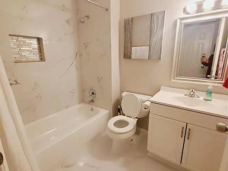 8815 Bellaire Blvd — Photo 19