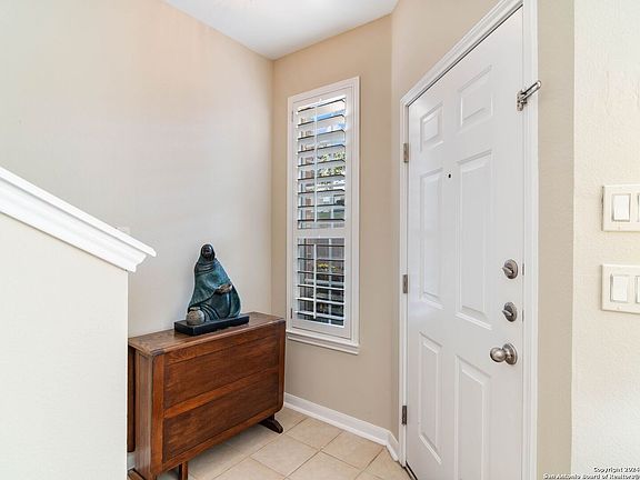 4th image of 153 CHAPEL HILL CIR #153